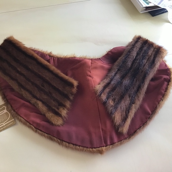 Fur Stole - Picture 4 of 5
